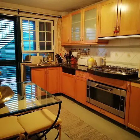 Lisbonhouse 5* ליסבון